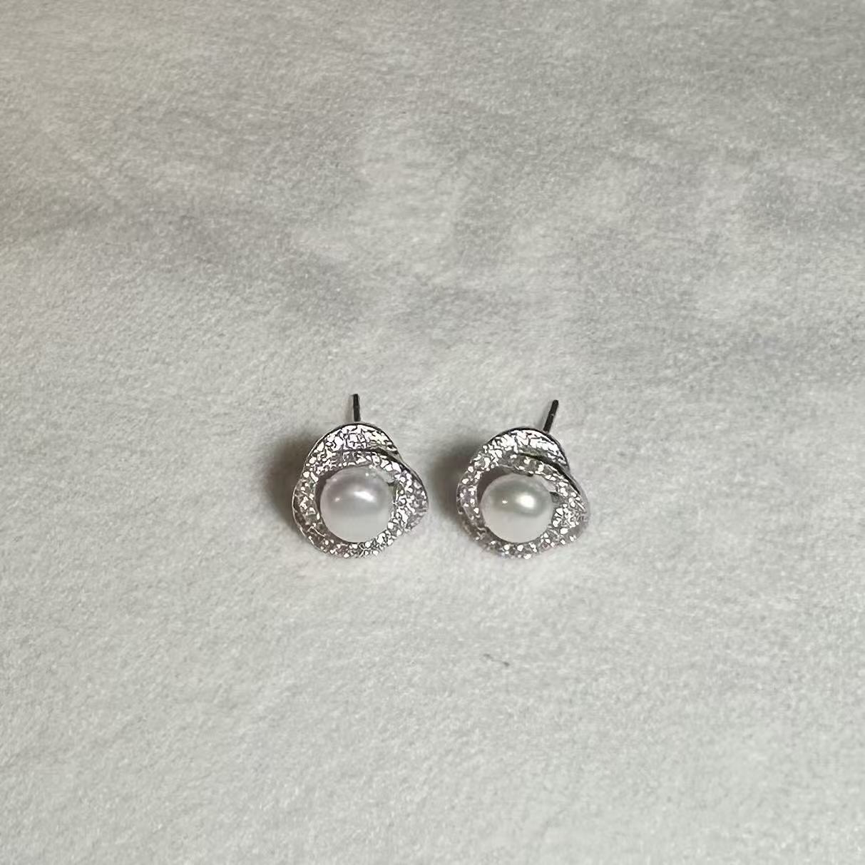 (JR-NL-ER-0002) 淡水真珠 ネックレス&ピアス ホワイト 5.0mm～7.0mm