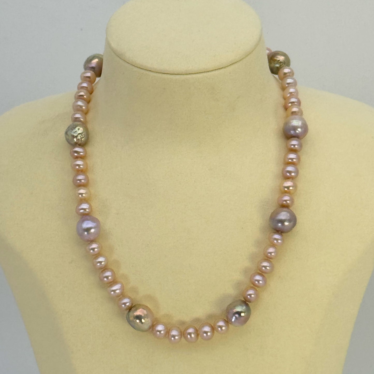 淡水真珠 ネックレス マルチカラー 12.0mm～13.0mm 長さ：42.0cm (JR-NL-0068)