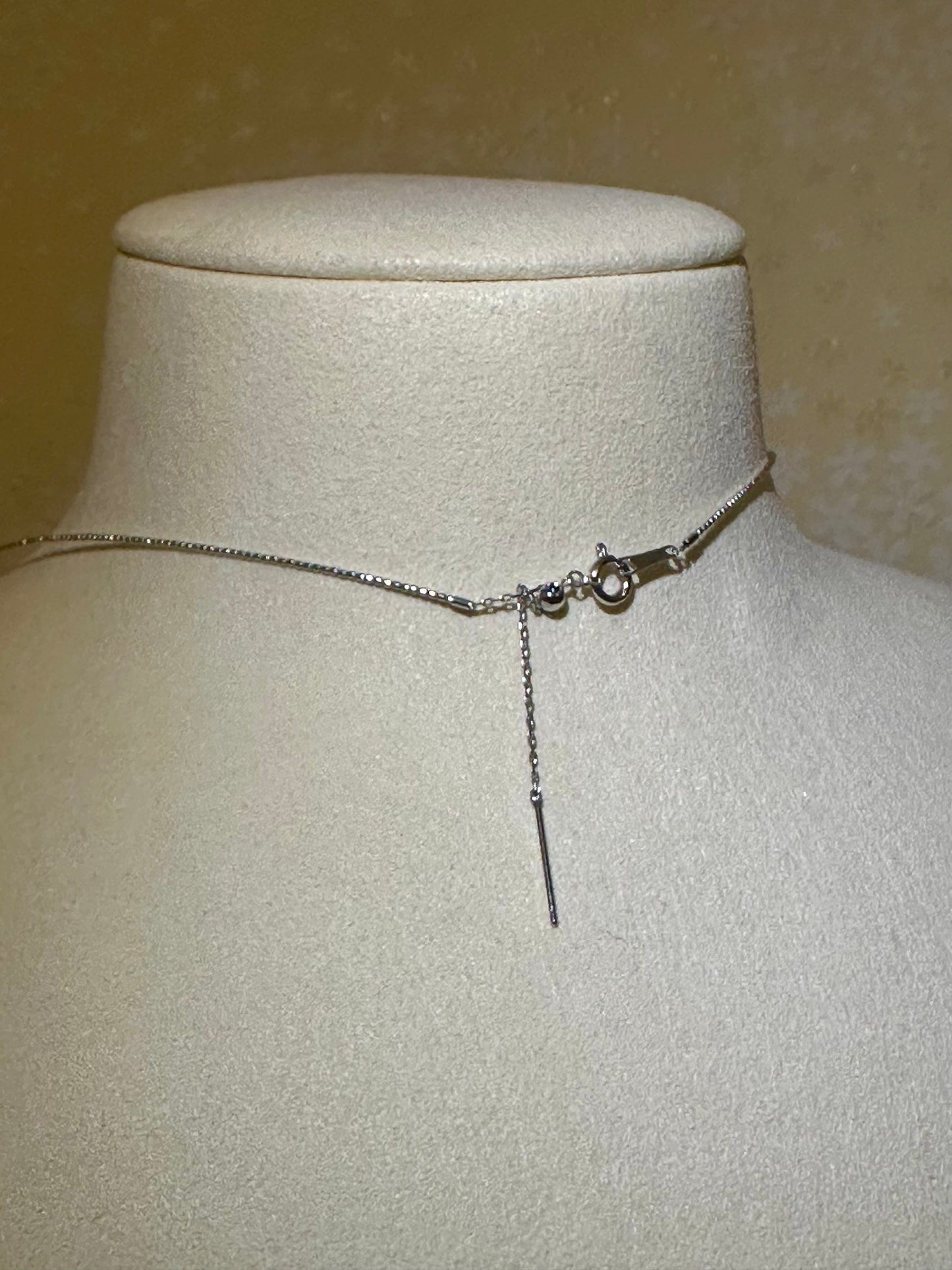 黒蝶真珠 ラウンド オメガネックレス  12mm～12.5mm K18WG (JR-NL-0074)