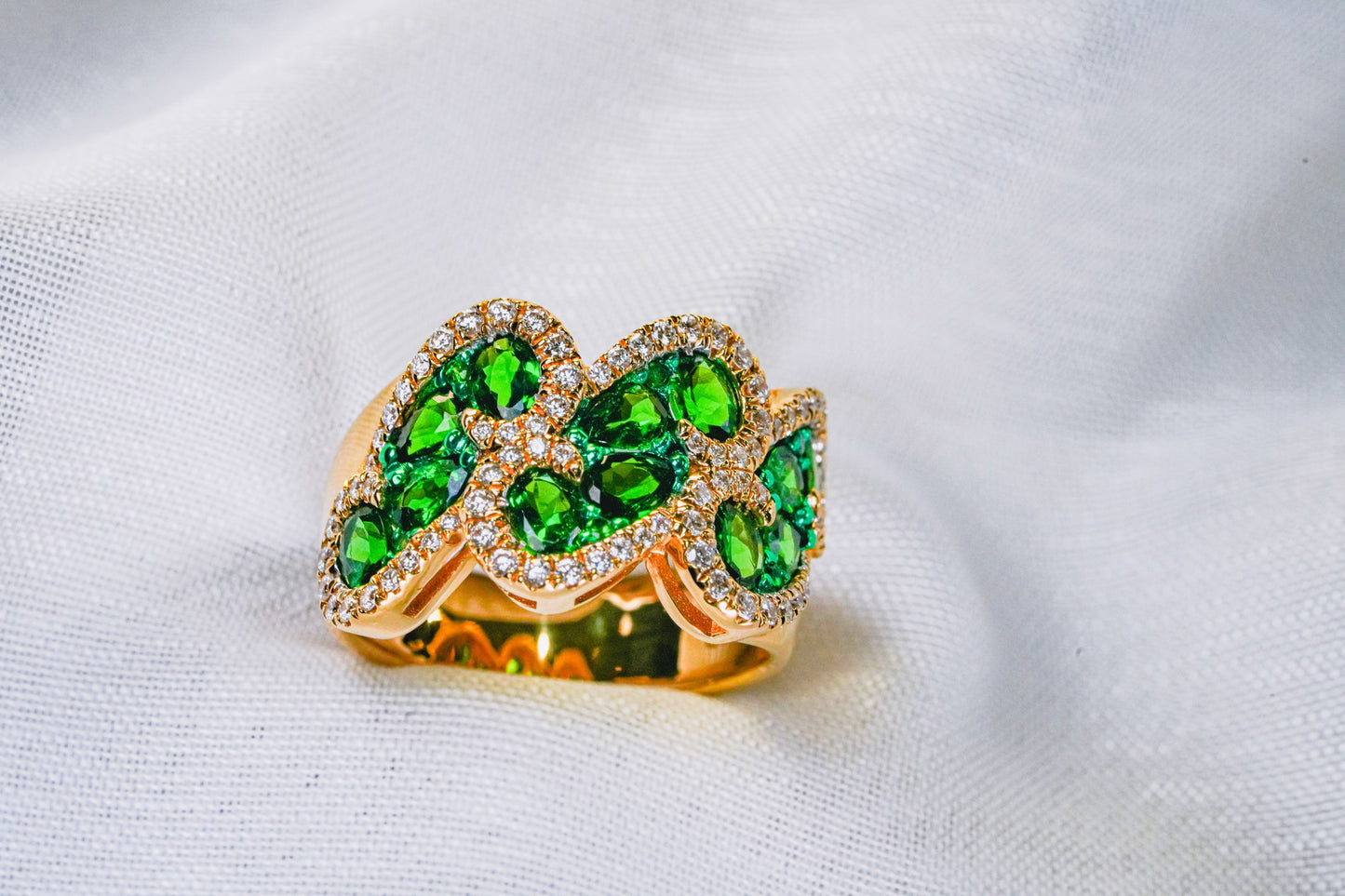 指輪 ガーネット グリーン 2.04ct オーバルカット 18ｋ(JR-RI-0003)