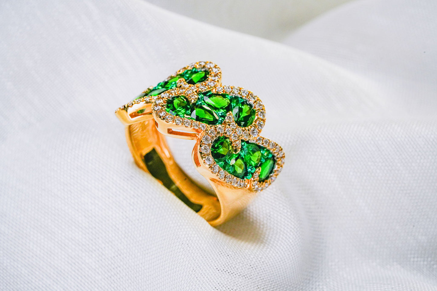 指輪 ガーネット グリーン 2.04ct オーバルカット 18ｋ(JR-RI-0003)